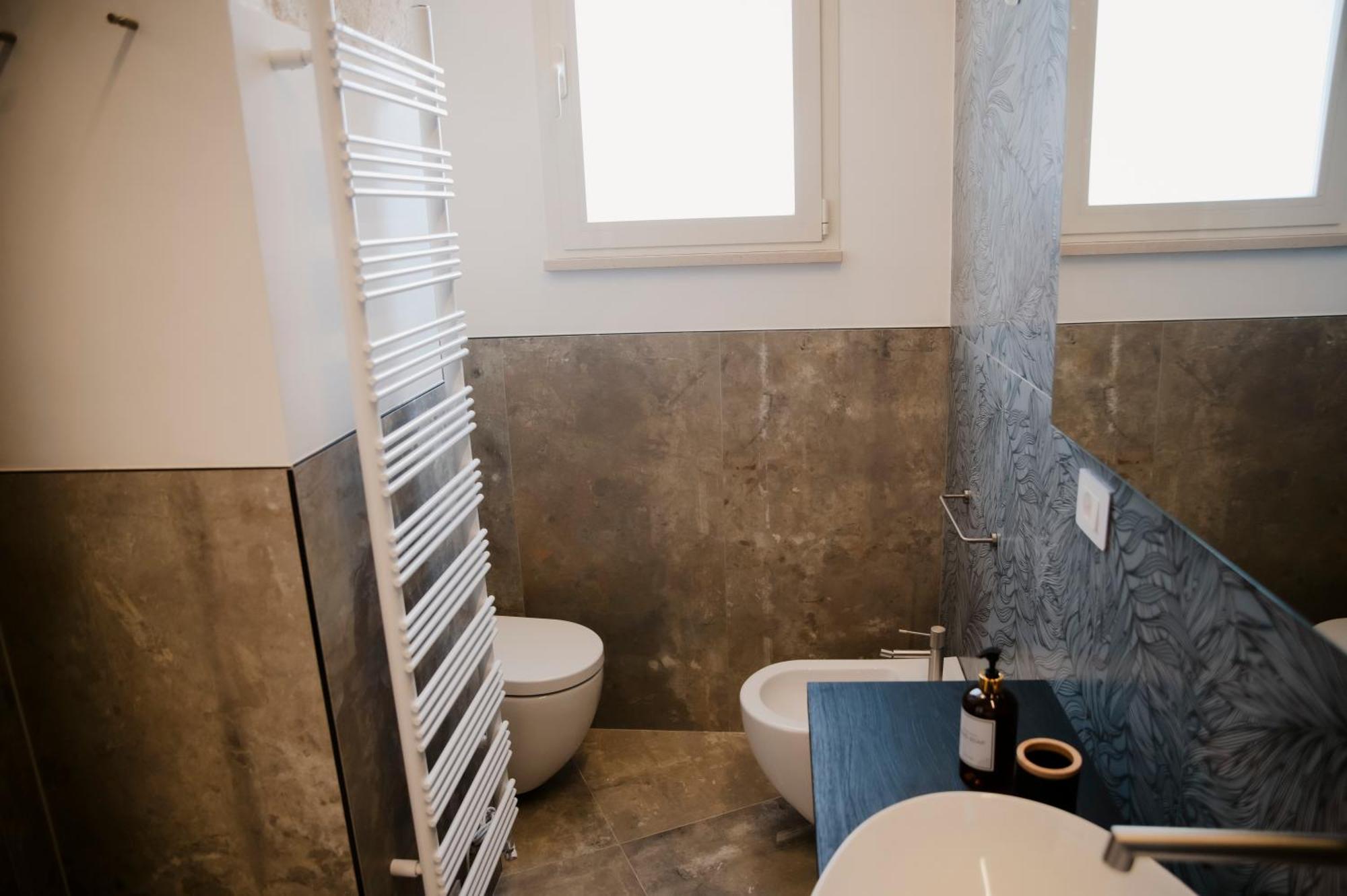 Petrina Home - Suite Rooms Барлета Екстериор снимка