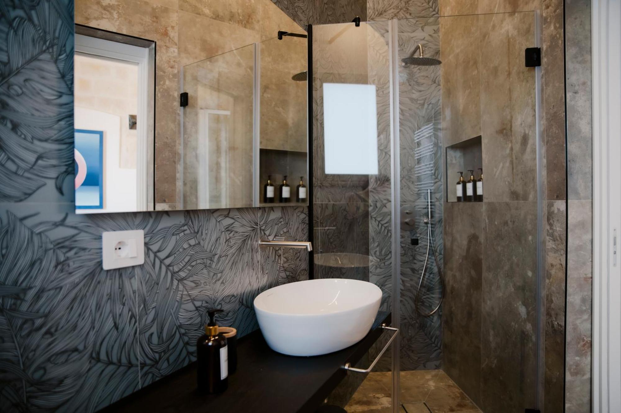 Petrina Home - Suite Rooms Барлета Екстериор снимка