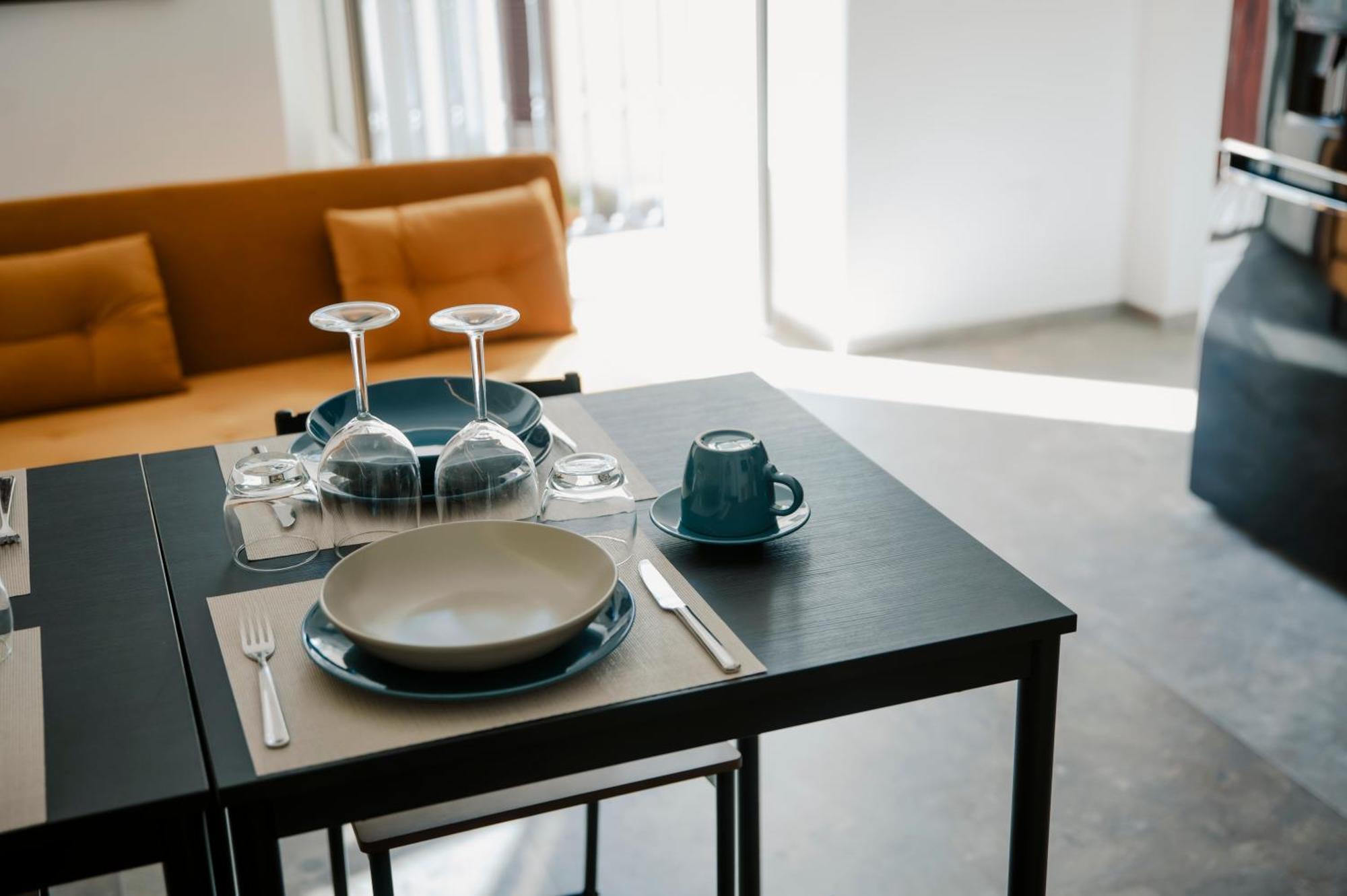 Petrina Home - Suite Rooms Барлета Екстериор снимка