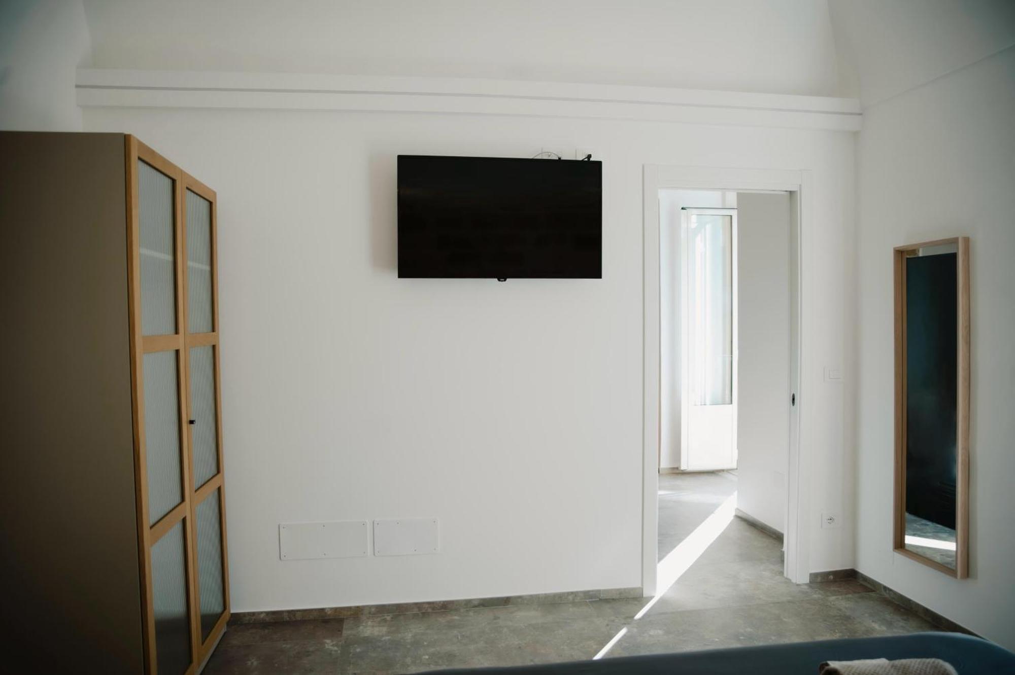 Petrina Home - Suite Rooms Барлета Екстериор снимка