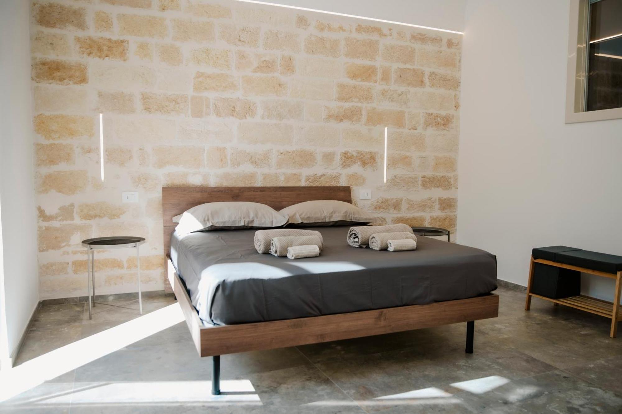 Petrina Home - Suite Rooms Барлета Екстериор снимка